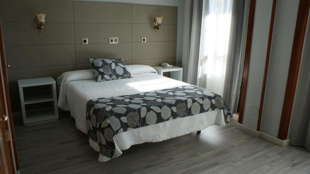 Hotel Los Naranjos Caces Rum bild