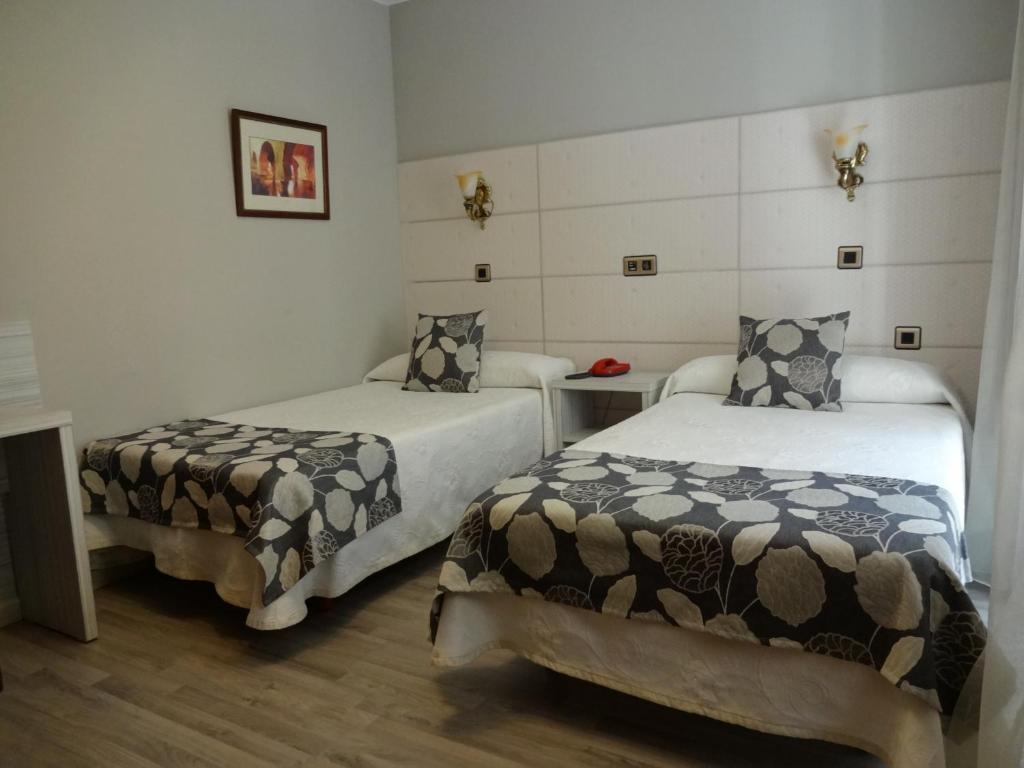 Hotel Los Naranjos Caces Rum bild